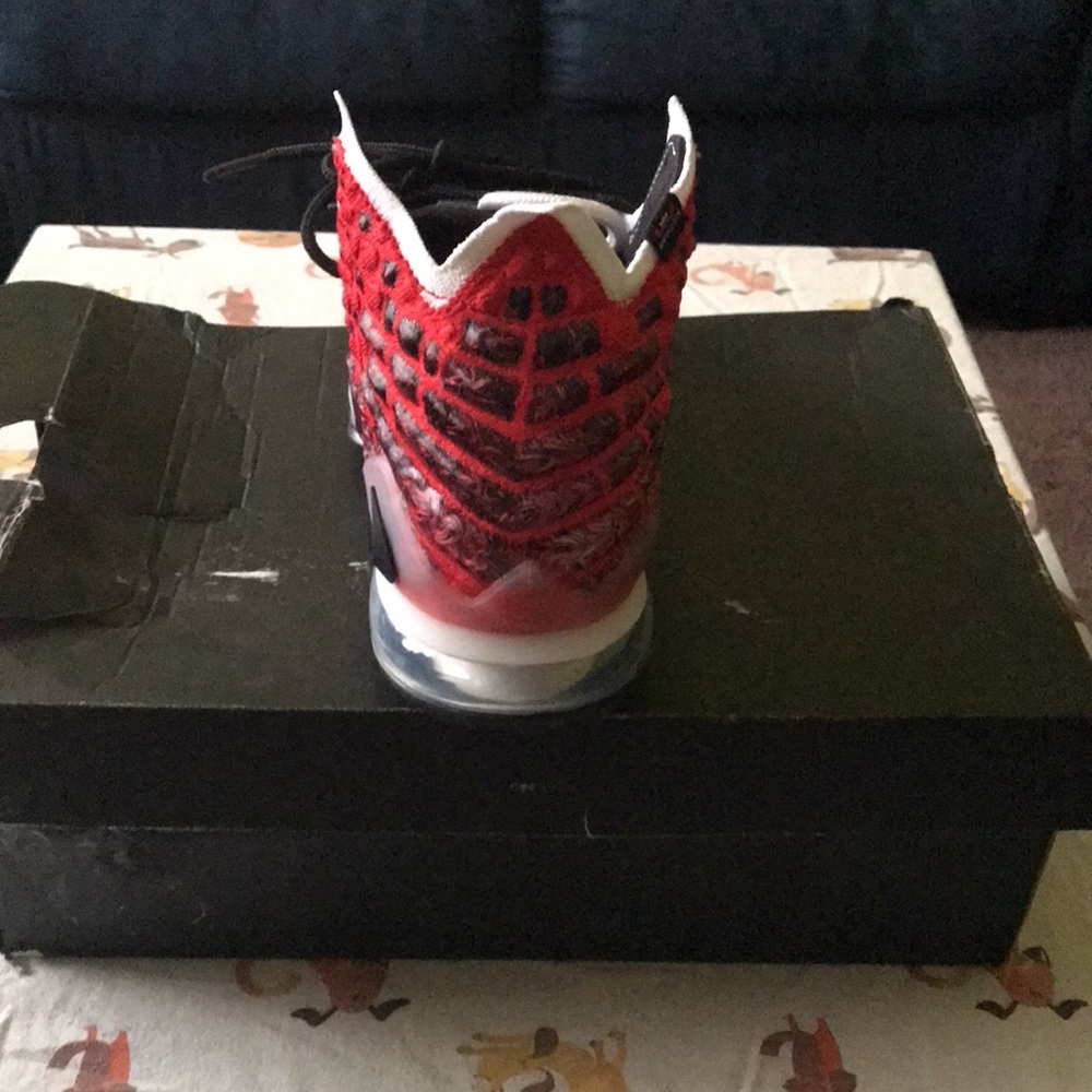 Nike Labron - Picture 2 of 4